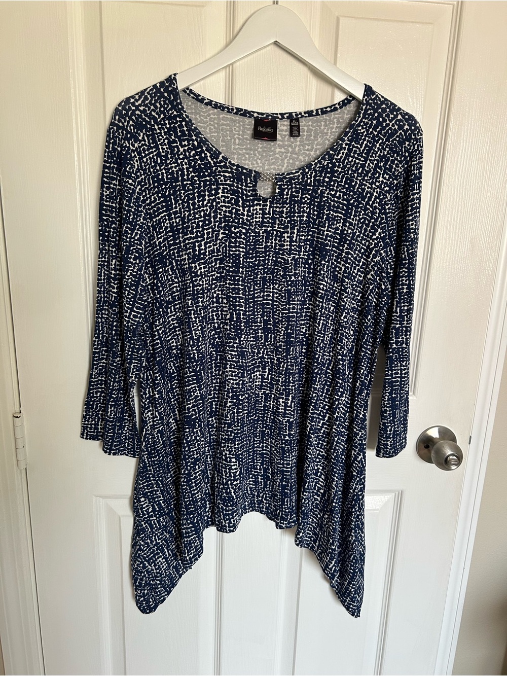 Rafaella Navy and White Abstract Scoop Neck Tunic